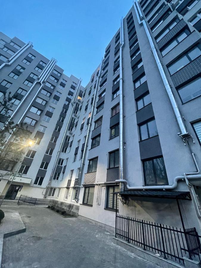 Beautiful Apartment In Кишинёв Экстерьер фото